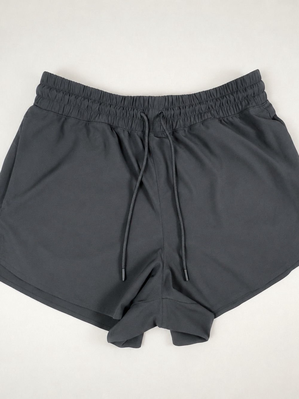 Athleta Weekender Mid Rise 3" Run Short Black Athletic Shorts Medium